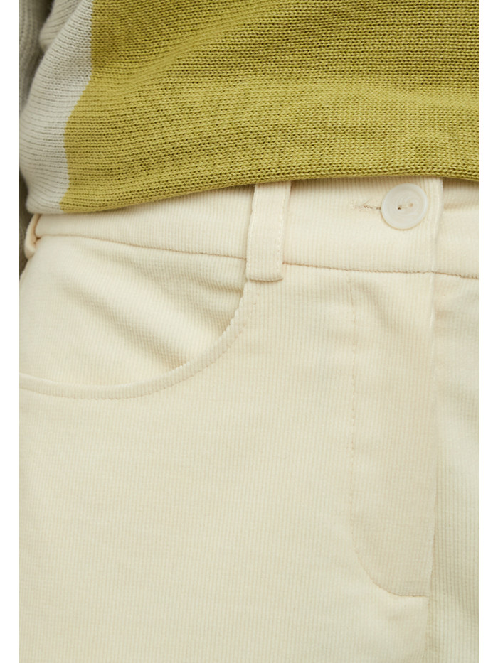 Брюки демисезонные молочного цвета БД-03