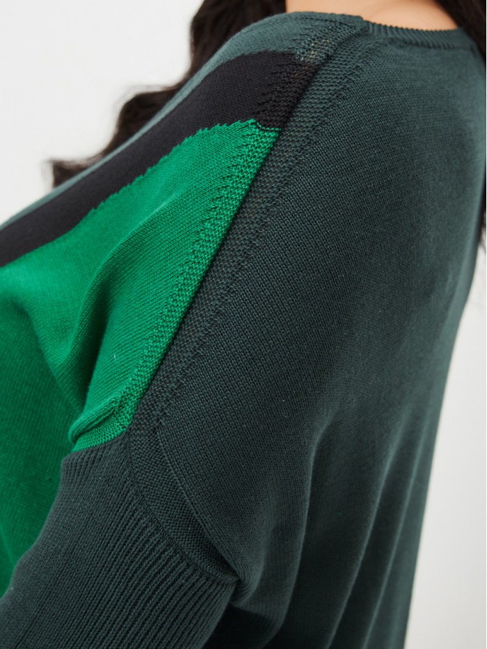Джемпер прямого кроя с укороченным рукавом темно-зеленый-черный-зеленого цвета ВТЛ-55