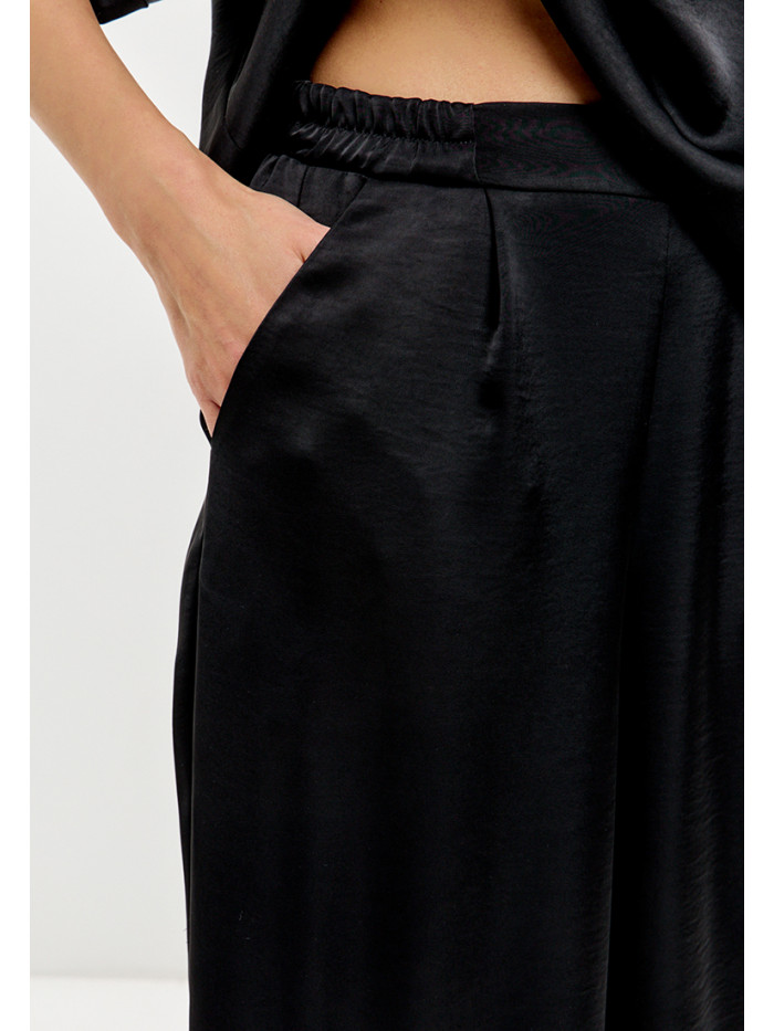 Комплект из искусственного шелка черного цвета КШЛ-02