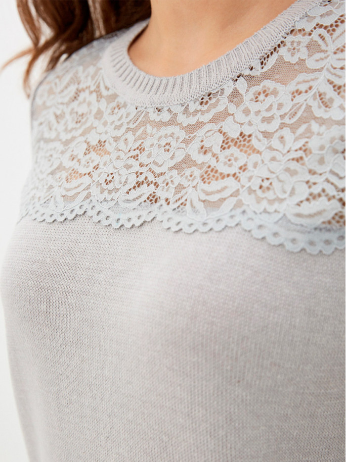 Легкий летний джемпер с кружевом светло-серого цвета ВТЛ-16