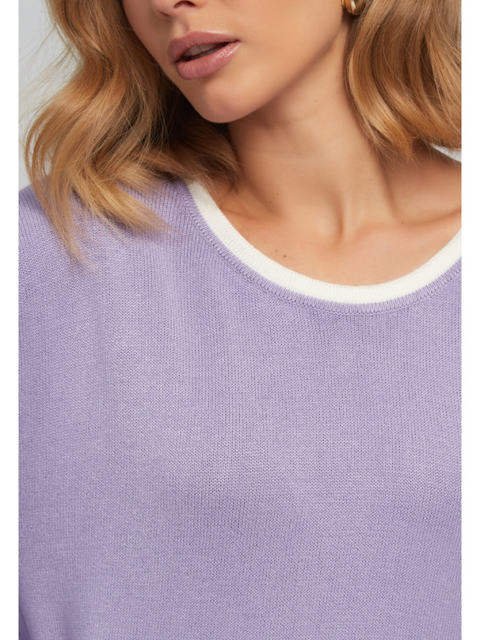 Джемпер с контрастным воротчником сиреневого-молочного цвета ВТД-42