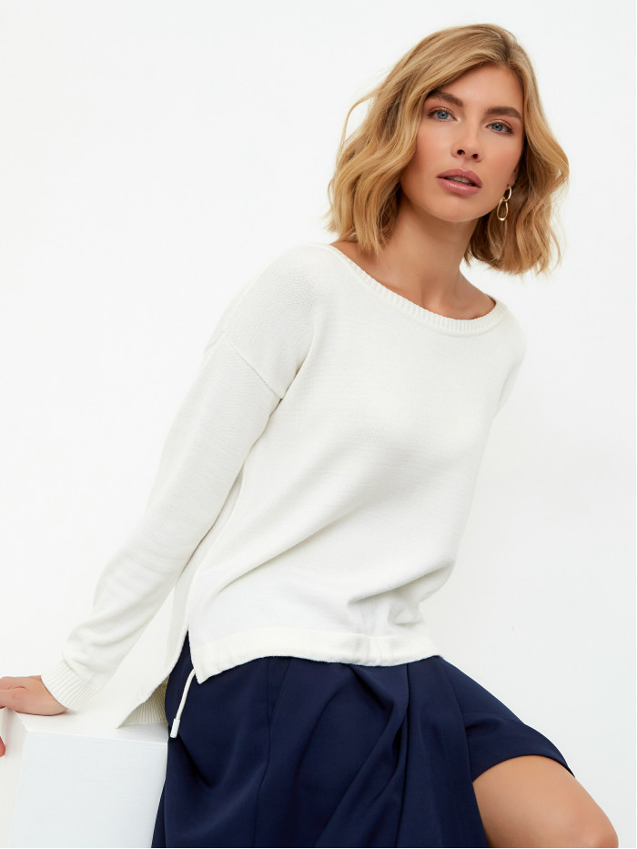 Джемпер женский легкий молочного цвета ВТД-43