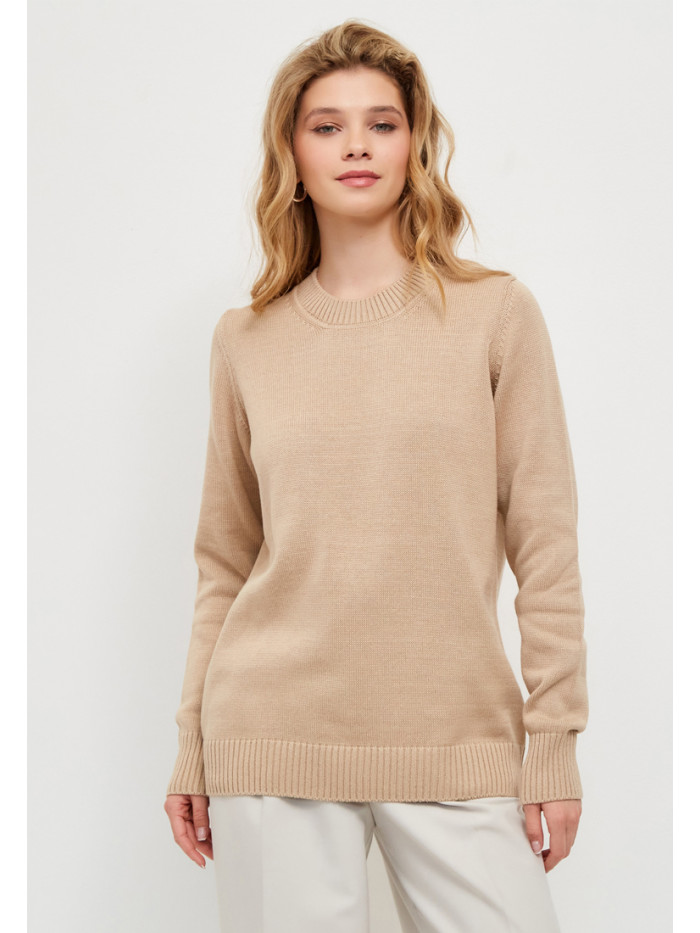 Женский классический джемпер бежевого цвета ВТД-55