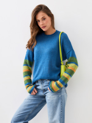 Нежный джемпер с полосатыми рукавами джинсового цвета ВТД-61