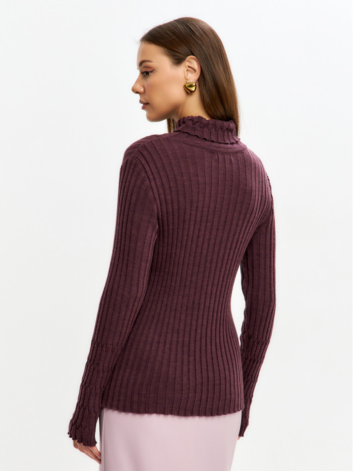 Эффектный джемпер с буфами фиолетового цвета ВТД-74