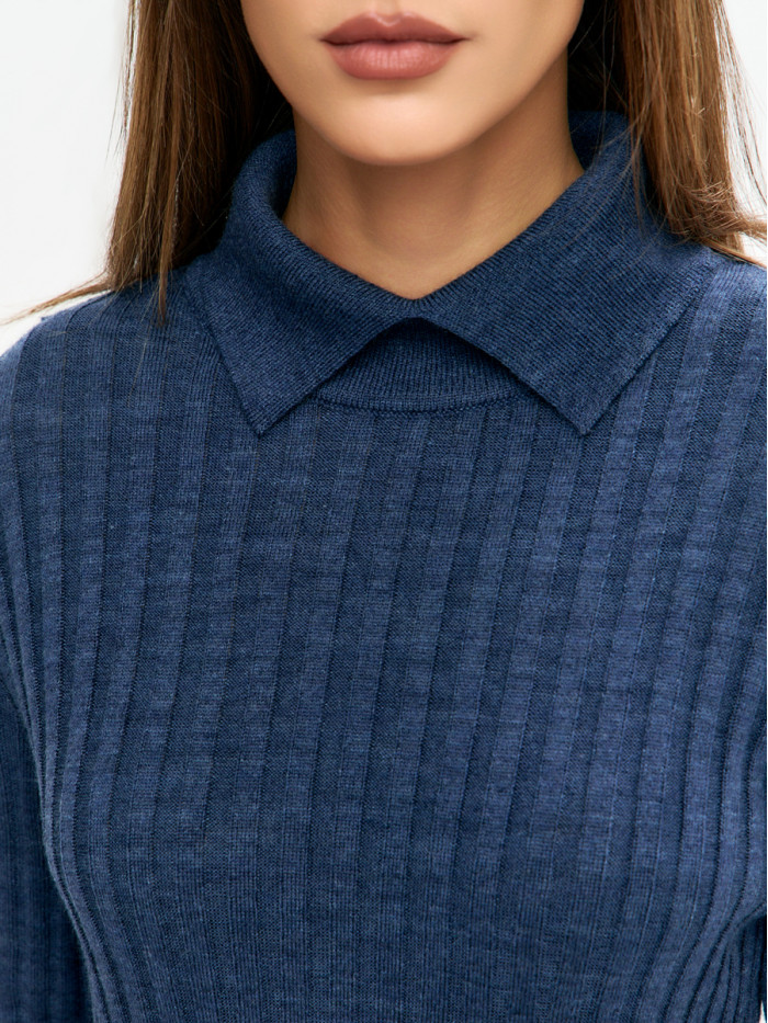 Тонкий джемпер с оригинальным воротником джинсового цвета ВТД-76