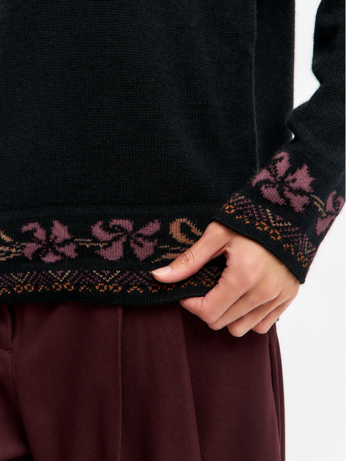 Джемпер с оригинальным рисунком цвет черный ВТД-82