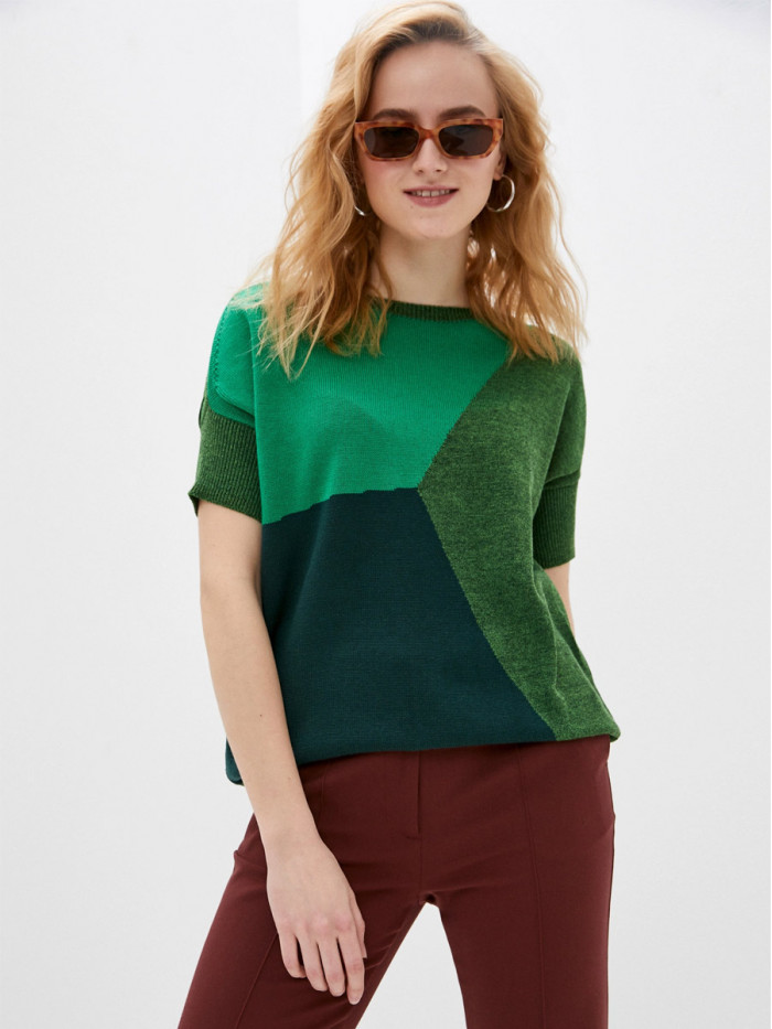 Джемпер с коротким рукавом цветовых вставок зеленого и темно-зеленого цвета ВТЛ-17