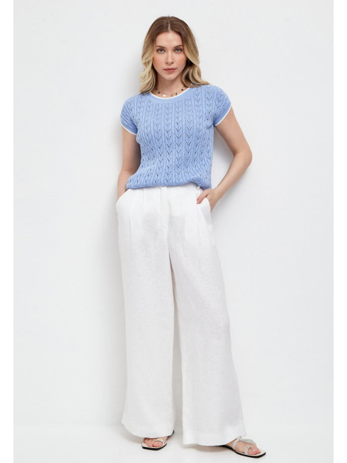 Яркий оригинальный джемпер светло-голубого и белого цвета ВТЛ-27