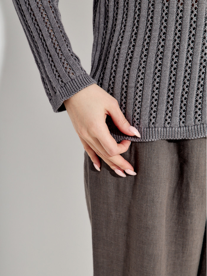 Ажурный джемпер с капюшоном серого цвета ВТЛ-76