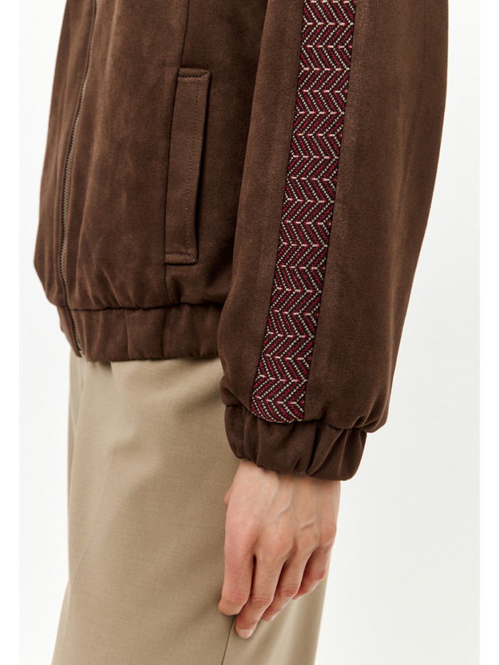 Бомбер из эко-замши цвет коричневый ЖД-03