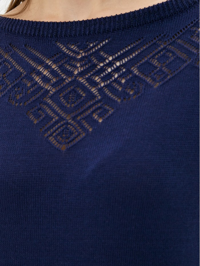 Женский джемпер с ажурной вязкой темно-синего цвета ВТЛ-38